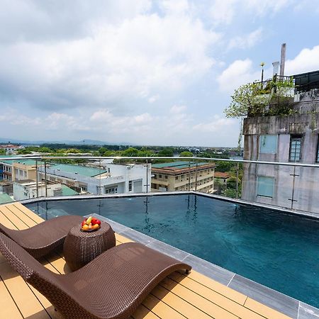 Dragon Hue Hotel Екстериор снимка